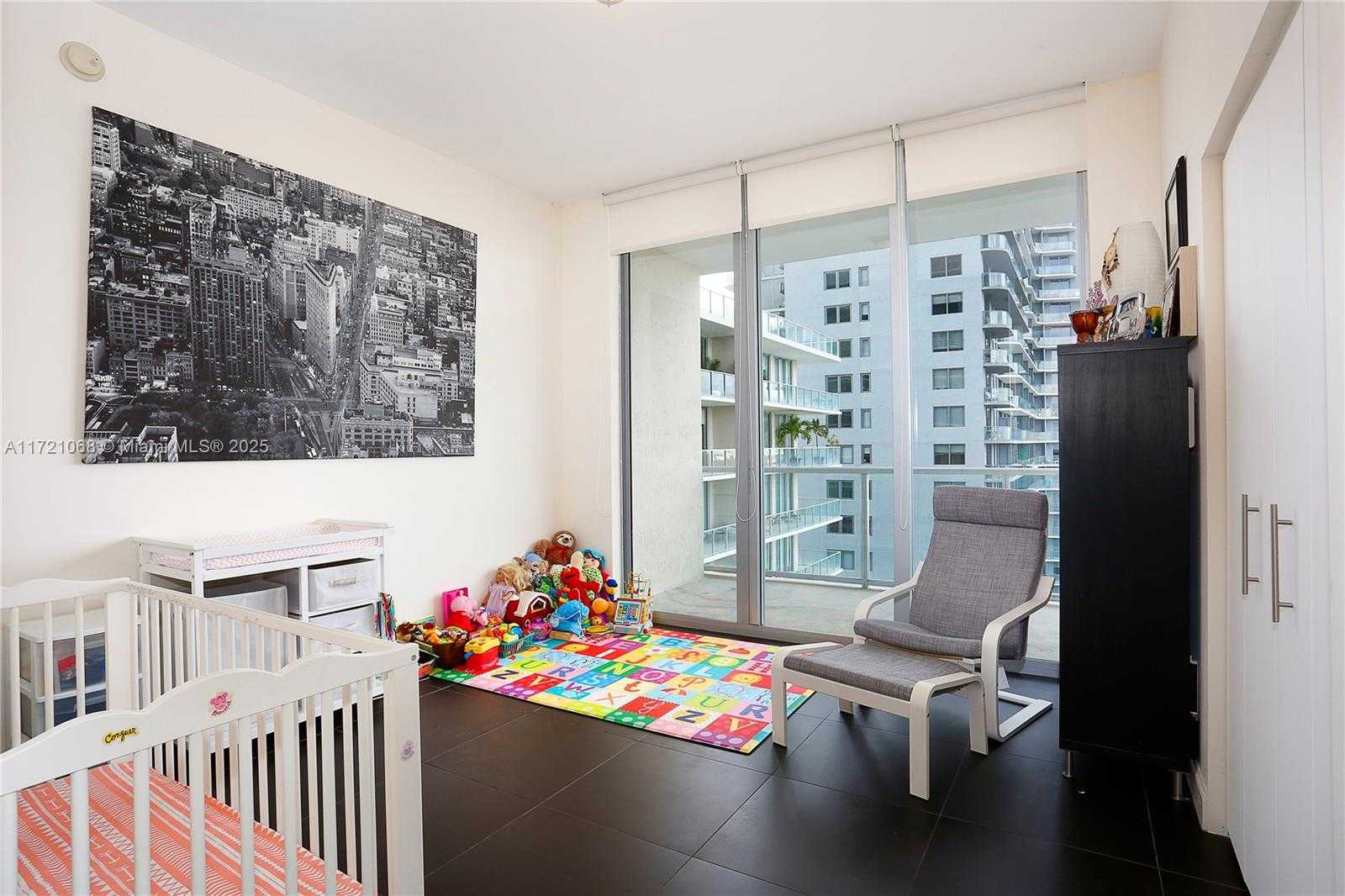 Small Image of 3470 EAST COAST AVE #H1605, Miami Number 18