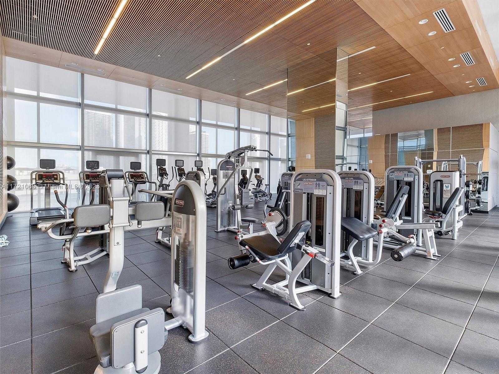 Small Image of 3470 EAST COAST AVE #H1605, Miami Number 28