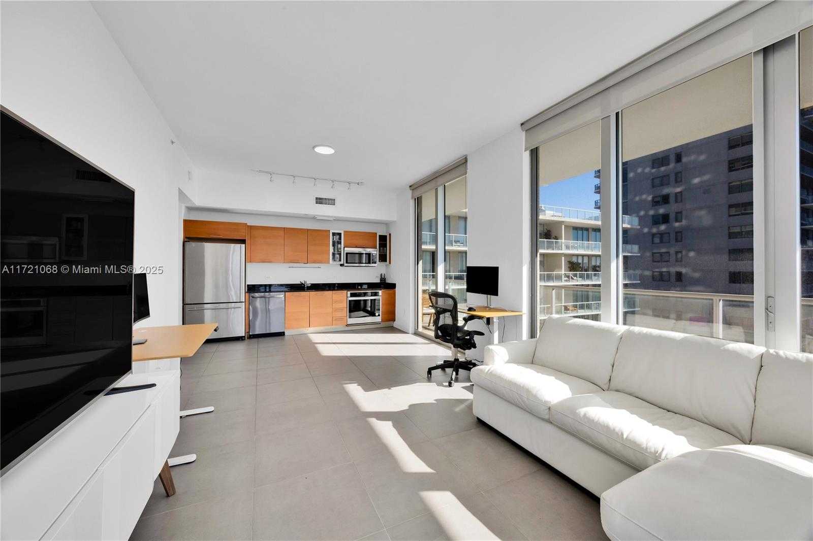 Small Image of 3470 EAST COAST AVE #H1605, Miami Number 8