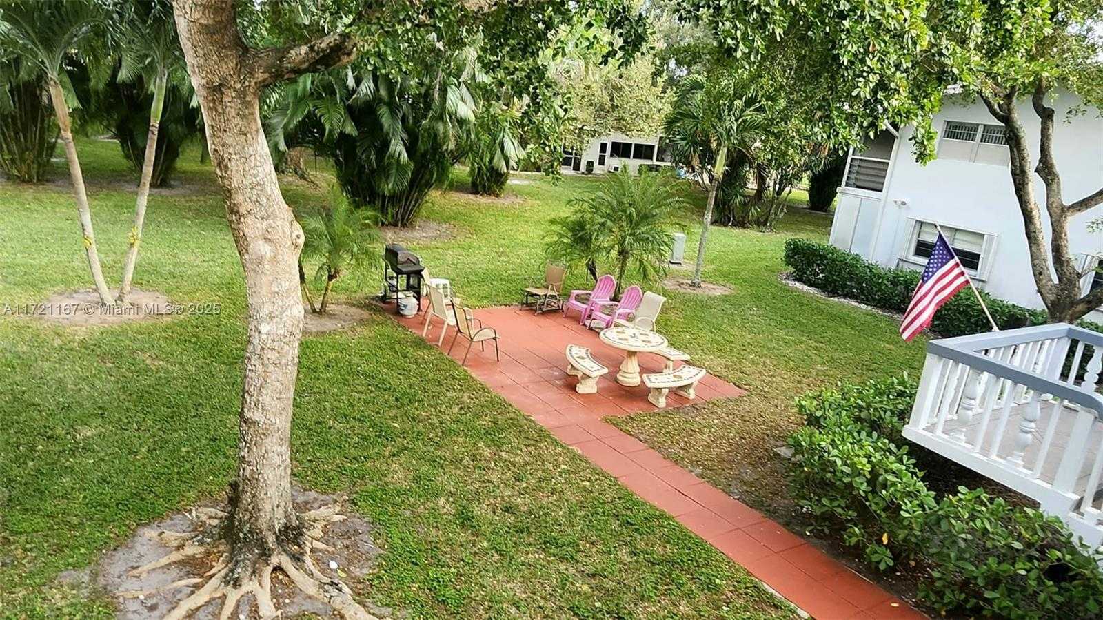 Small Image of 564 DURHAM T #564, Deerfield Beach Number 22