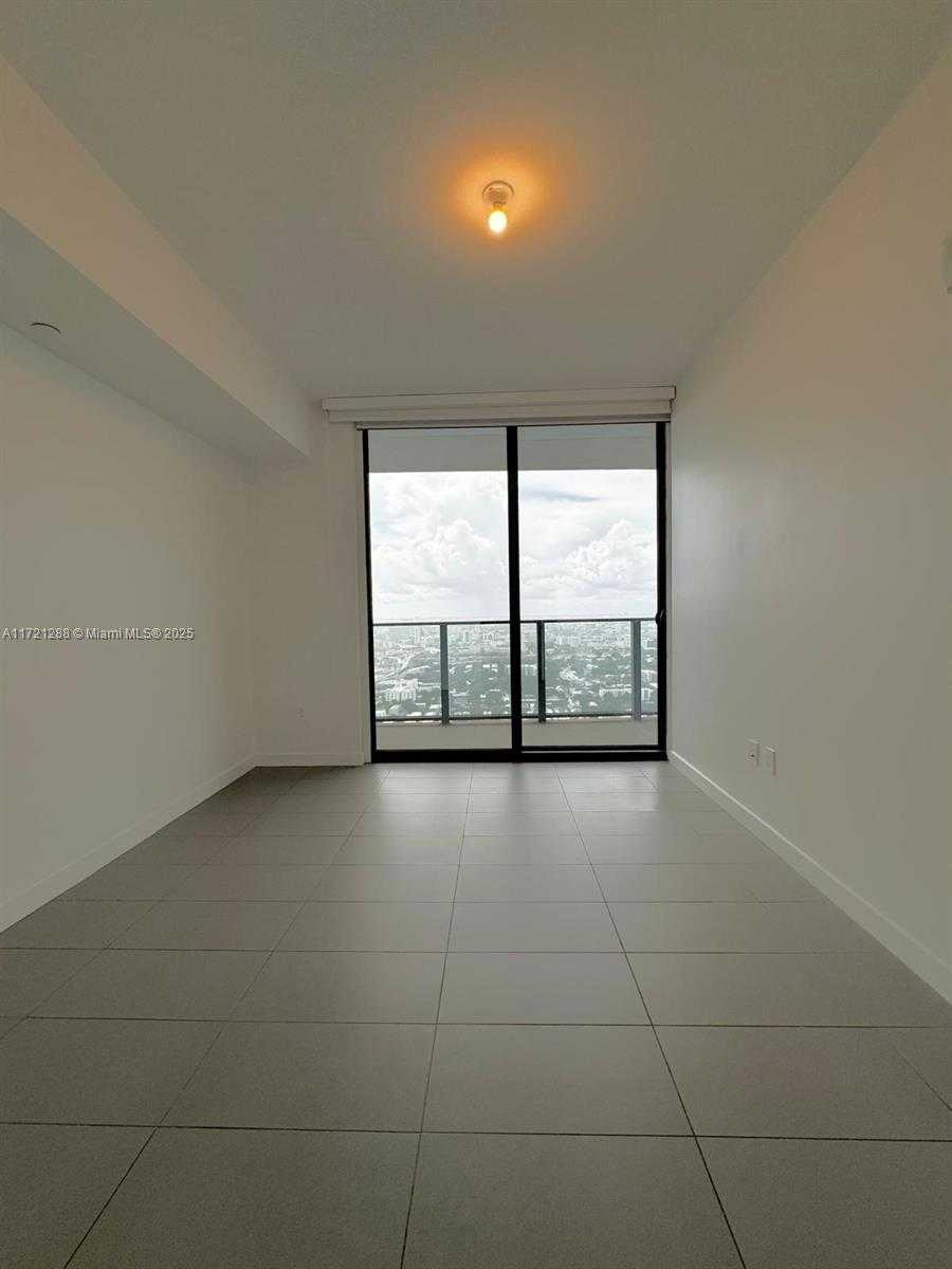 Small Image of 1600 NORTH EAST 1ST AVE #3514, Miami Number 9