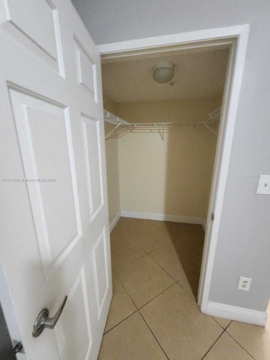 Small Image of 2600 SOUTH UNIVERSITY DR #129, Davie Number 15