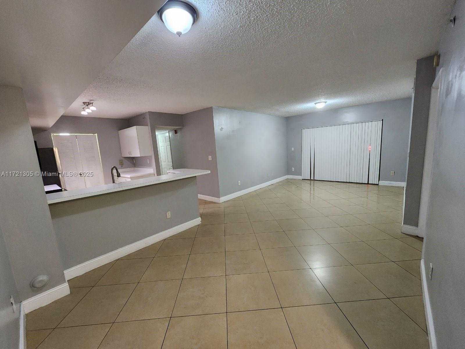 Small Image of 2600 SOUTH UNIVERSITY DR #129, Davie Number 2