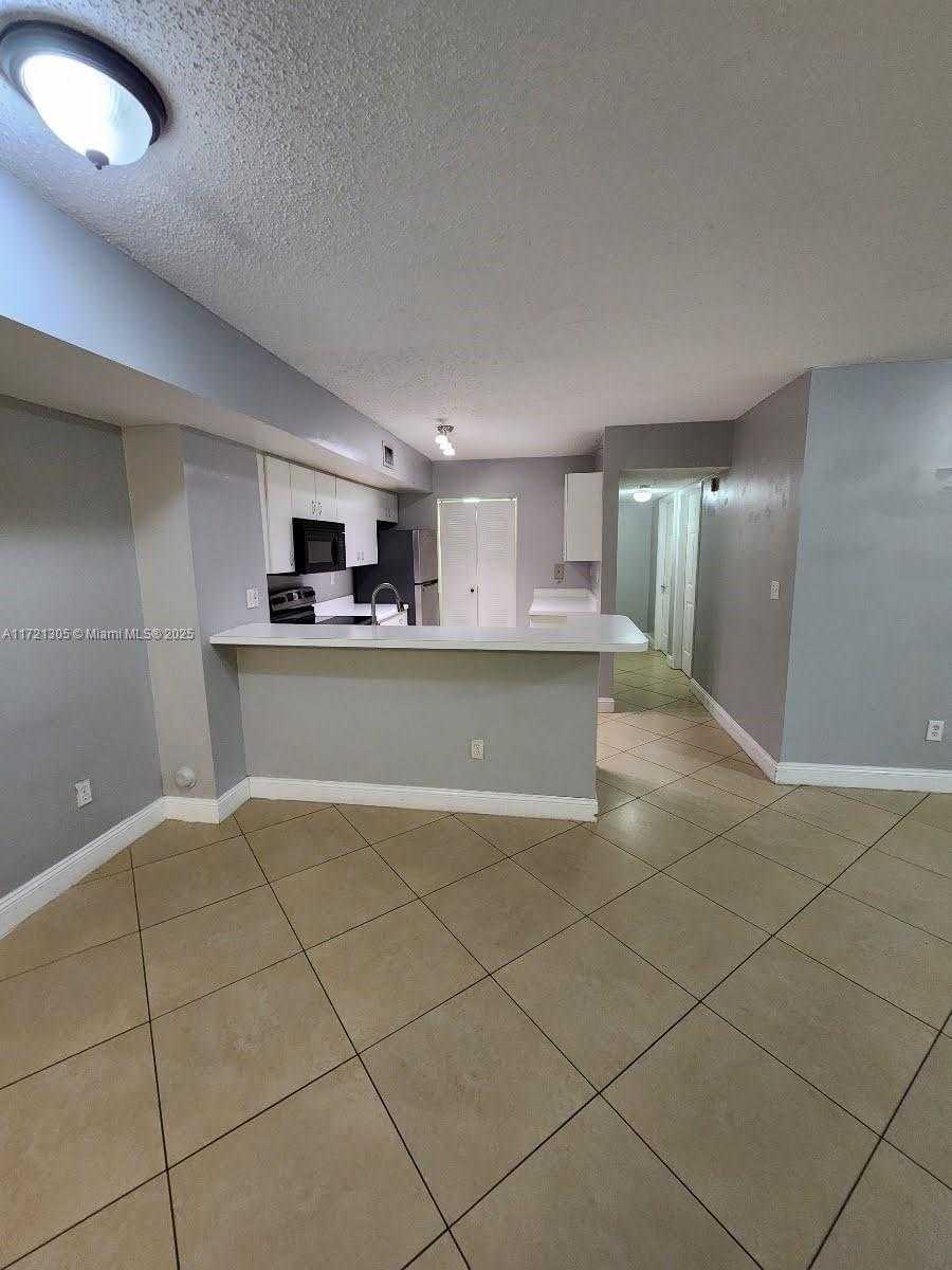 Small Image of 2600 SOUTH UNIVERSITY DR #129, Davie Number 25