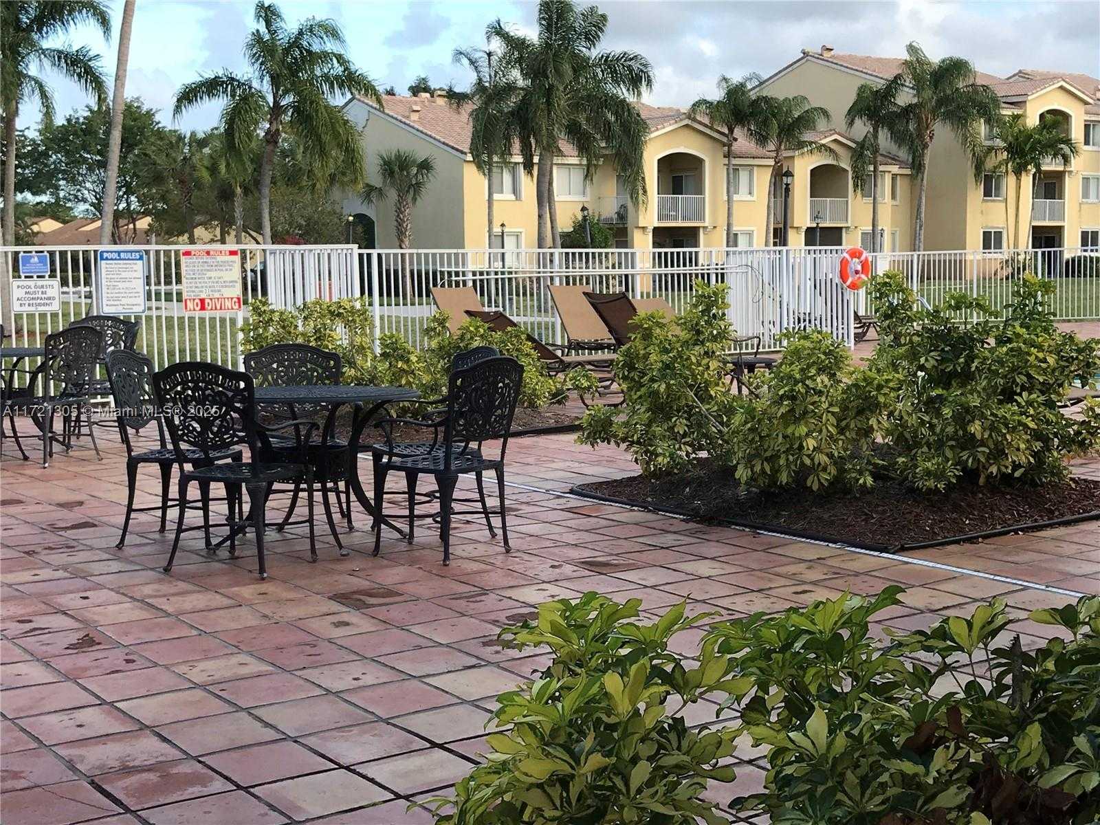 Small Image of 2600 SOUTH UNIVERSITY DR #129, Davie Number 41