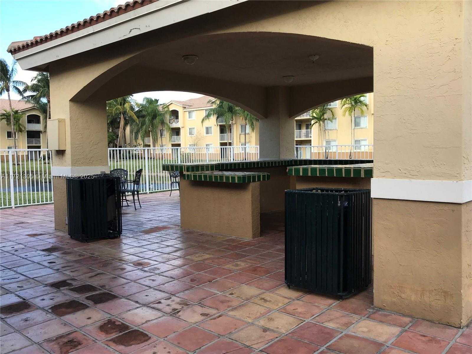Small Image of 2600 SOUTH UNIVERSITY DR #129, Davie Number 43