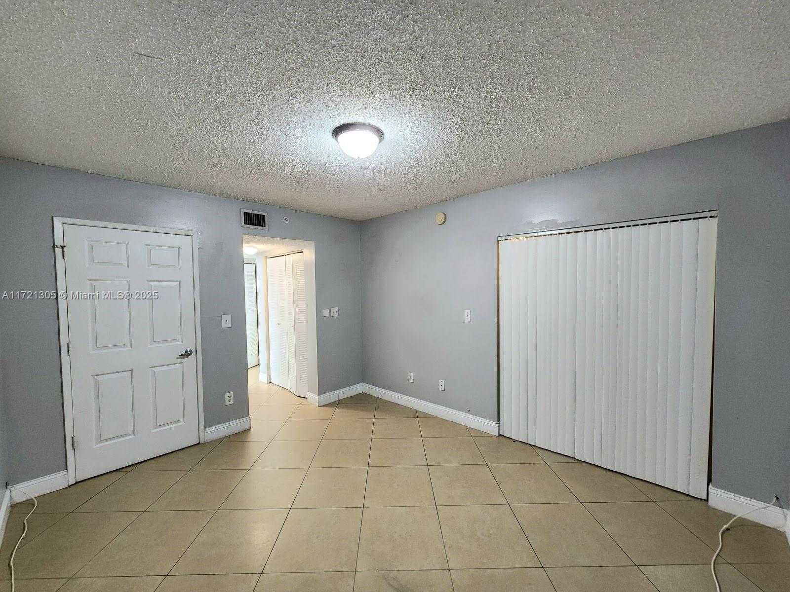 Small Image of 2600 SOUTH UNIVERSITY DR #129, Davie Number 6