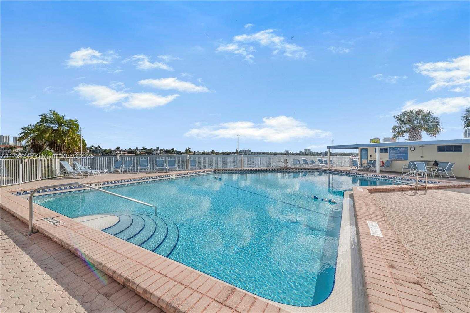 Small Image of 3020 Marcos Dr, Aventura, FL 33160, USA Number 18