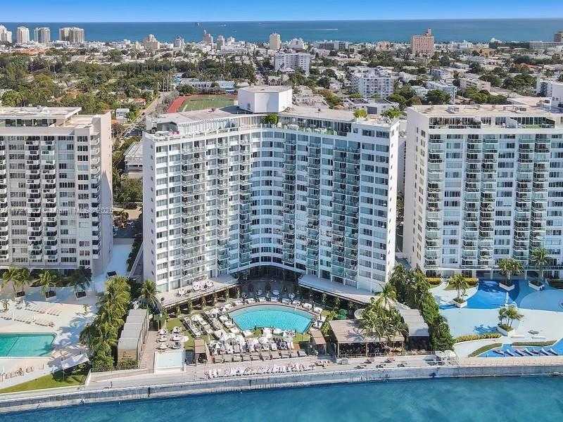 Small Image of 1100 WEST AVE #1024, Miami Beach Number 10
