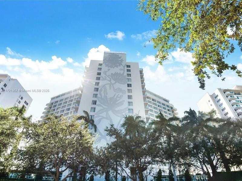 Small Image of 1100 WEST AVE #1024, Miami Beach Number 11