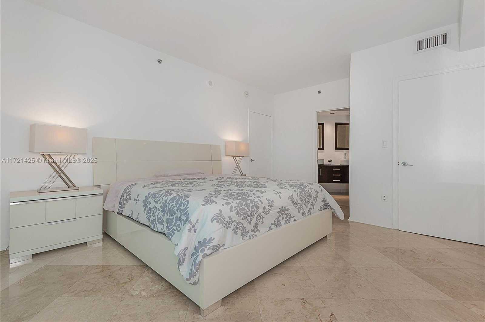 Small Image of 55 SOUTH EAST 6TH ST #1507, Miami Number 13