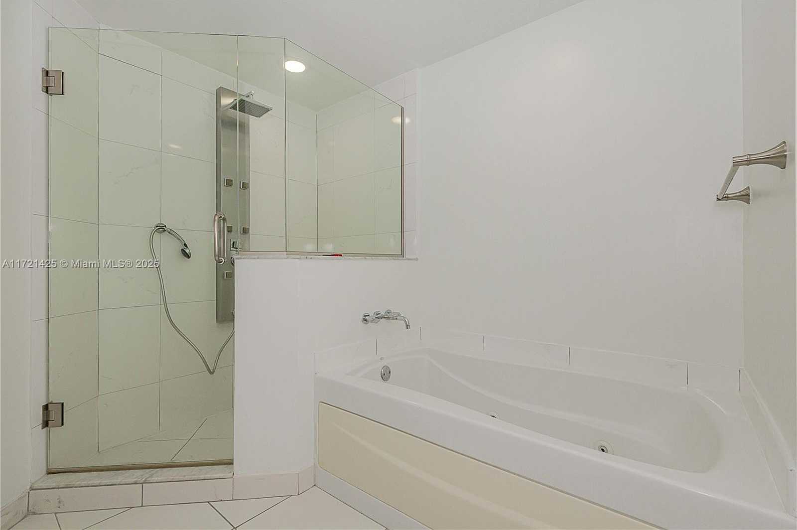 Small Image of 55 SOUTH EAST 6TH ST #1507, Miami Number 15