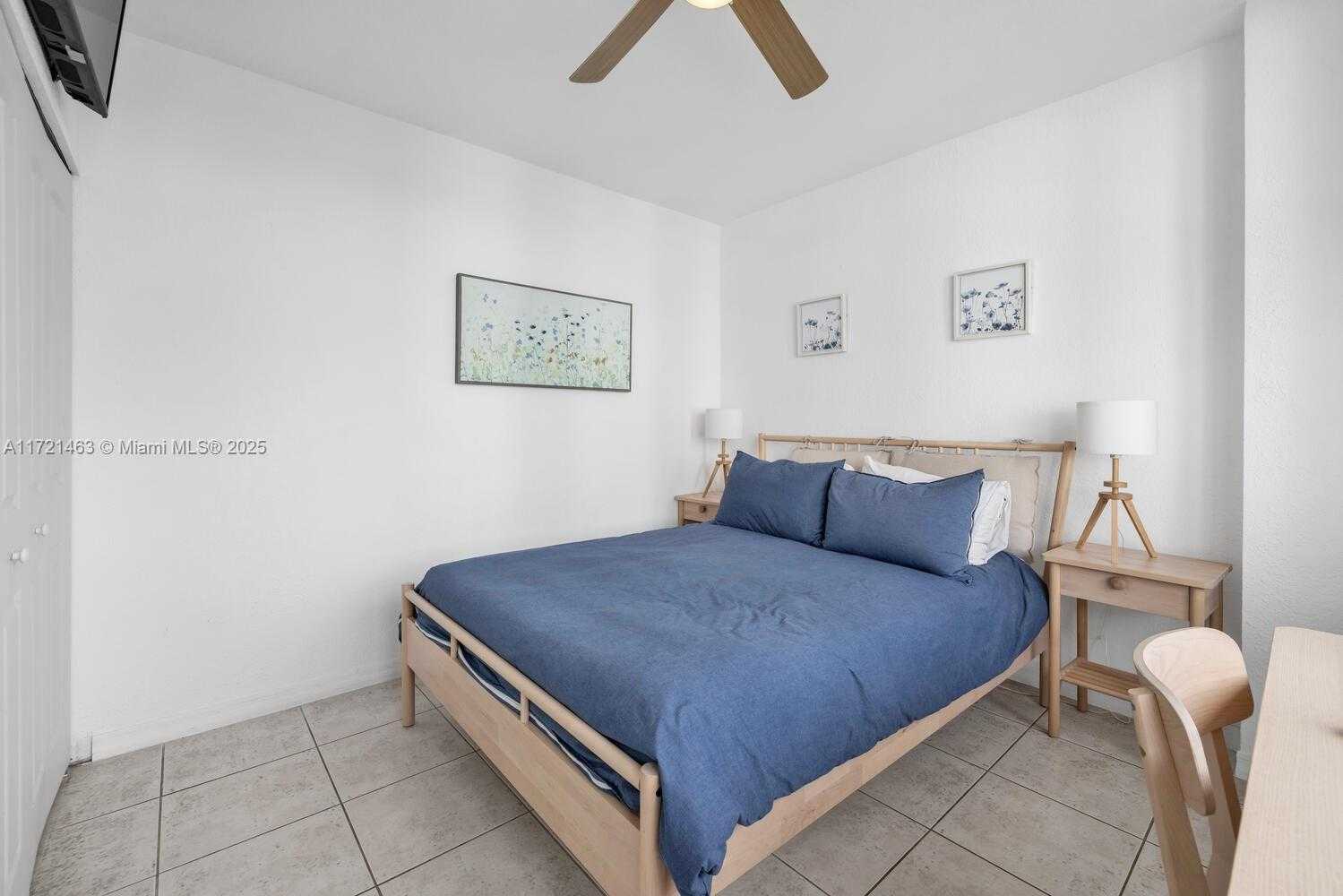Small Image of 5601 COLLINS AVE #825, Miami Beach Number 14