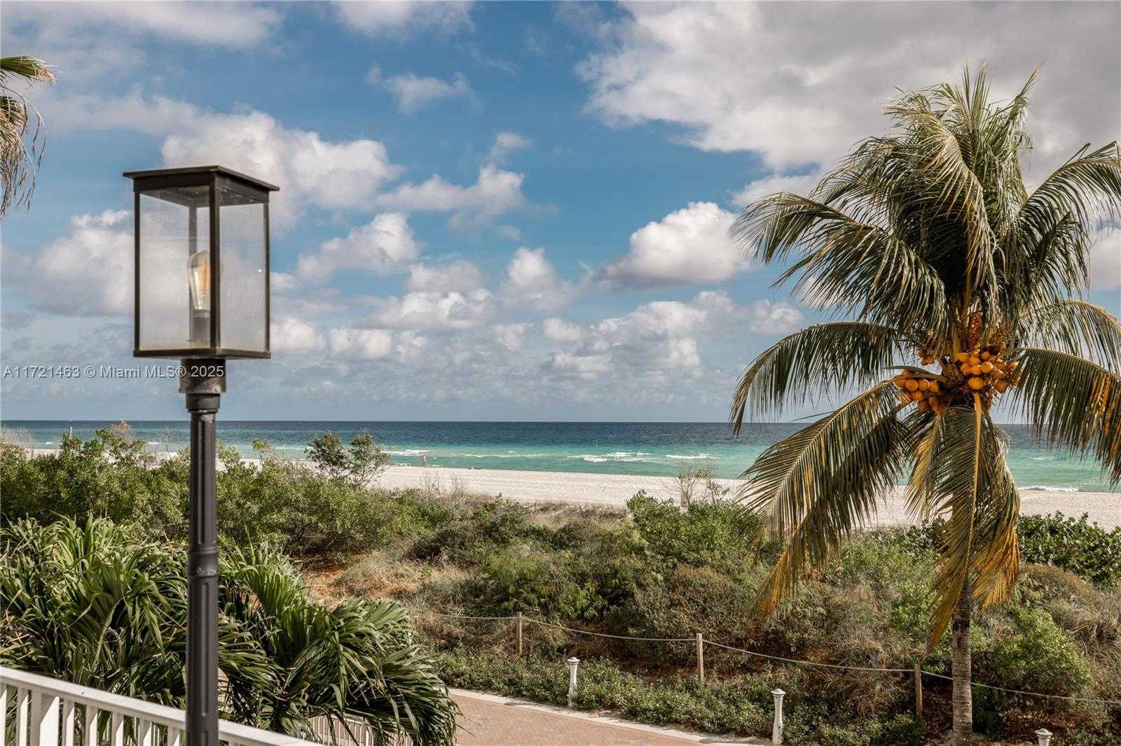 Small Image of 5601 COLLINS AVE #825, Miami Beach Number 32