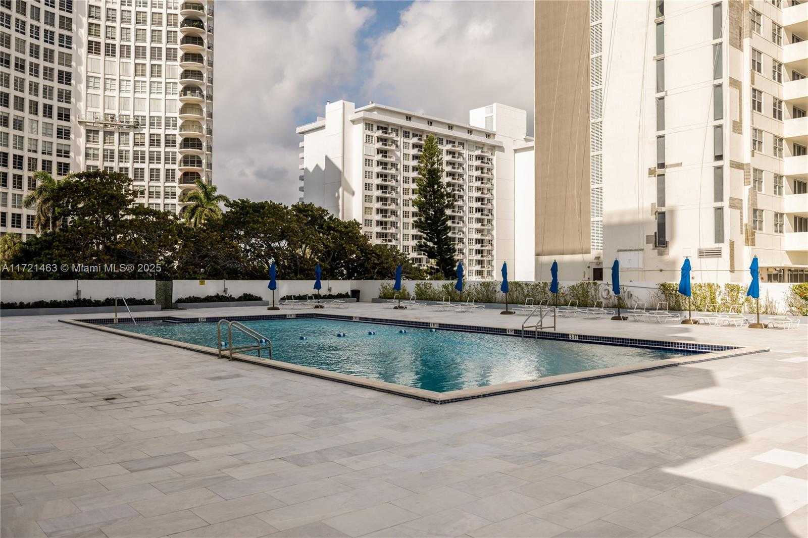 Small Image of 5601 COLLINS AVE #825, Miami Beach Number 34