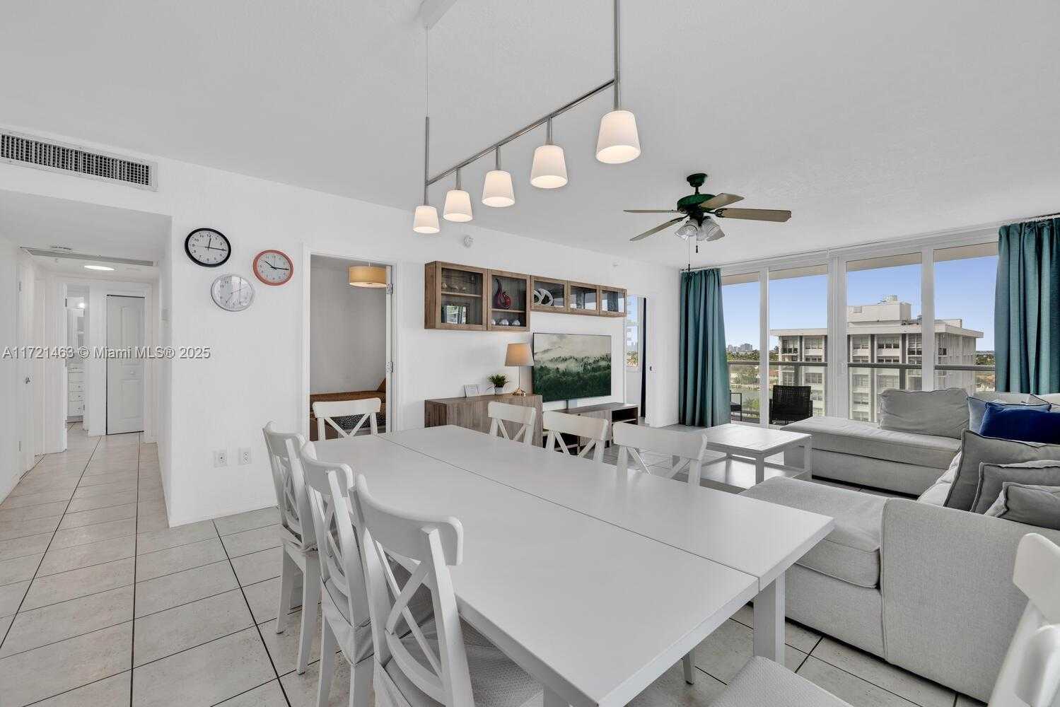 Small Image of 5601 COLLINS AVE #825, Miami Beach Number 6