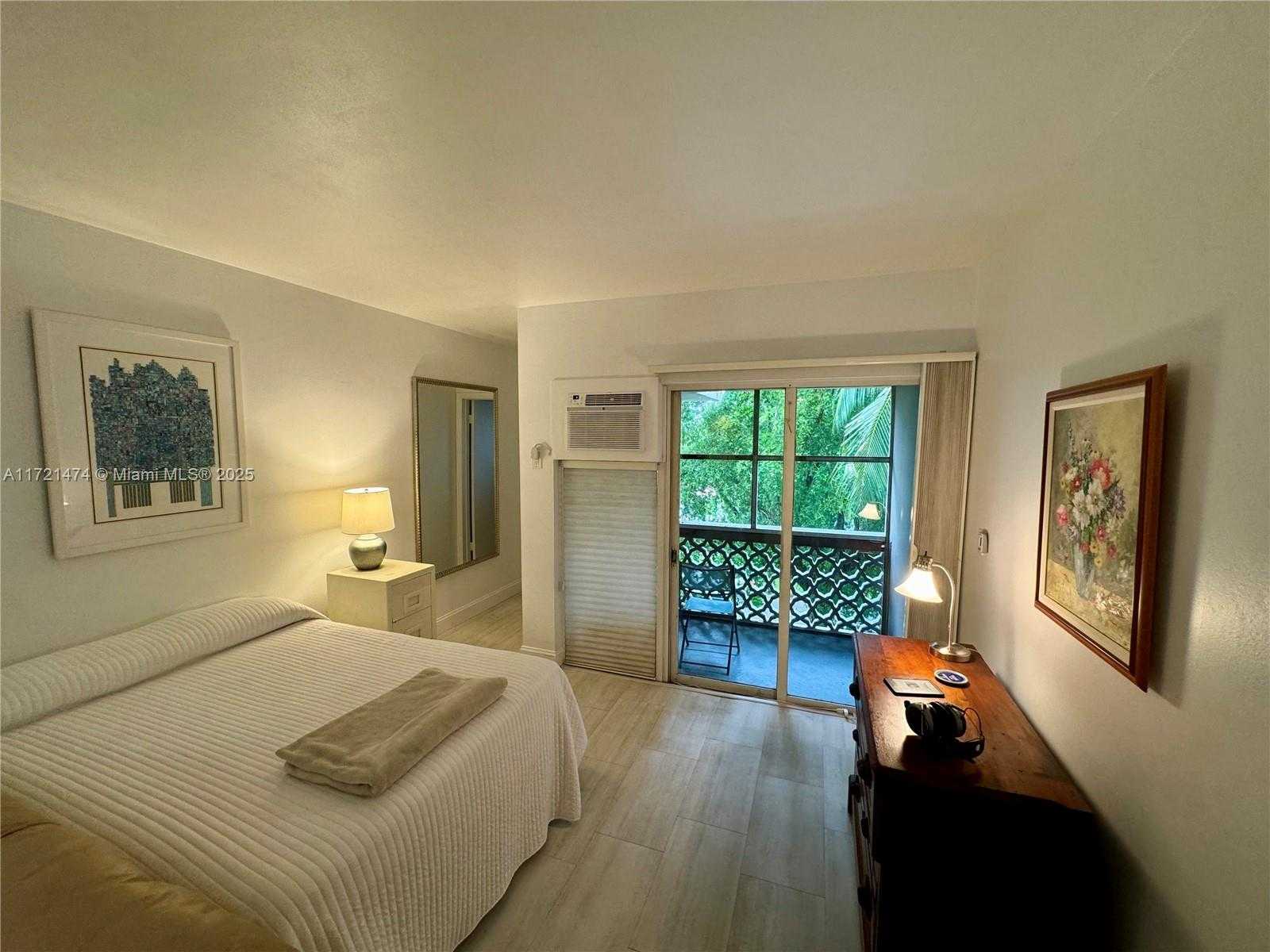 Small Image of 6580 SANTONA ST #A38, Coral Gables Number 8