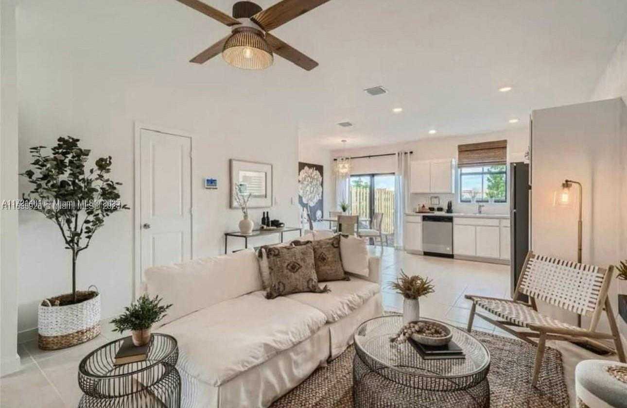 Small Image of 1022 SOUTH EAST 23RD AVE #1022, Homestead Number 2