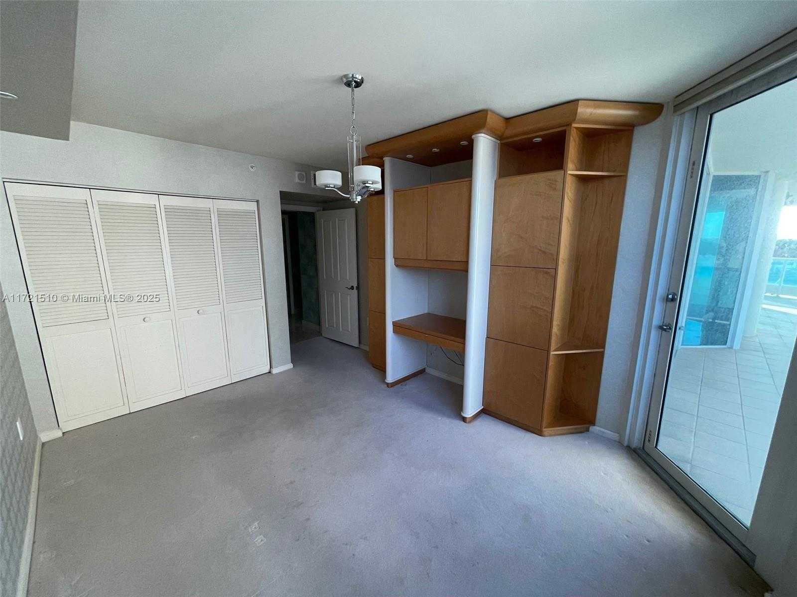 Small Image of 5025 COLLINS AVENUE #601, Miami Beach Number 17