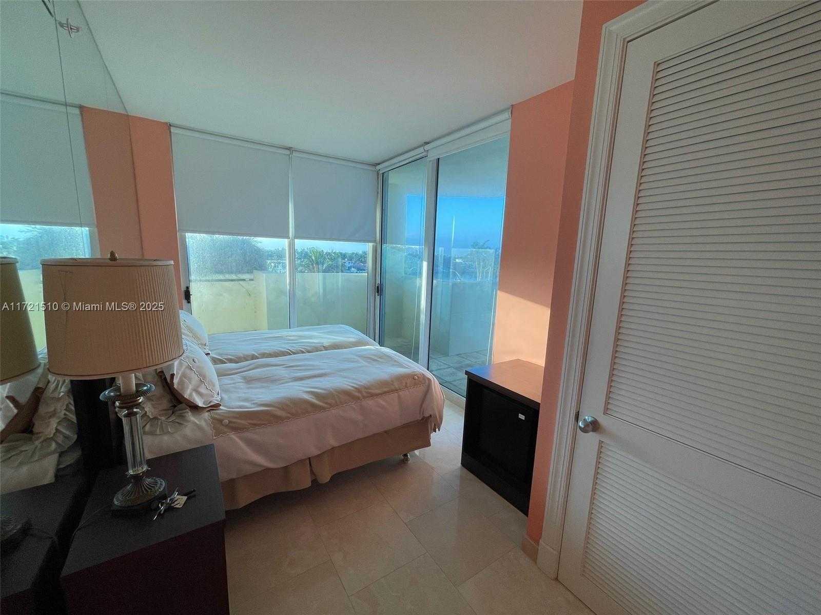 Small Image of 5025 COLLINS AVENUE #601, Miami Beach Number 37