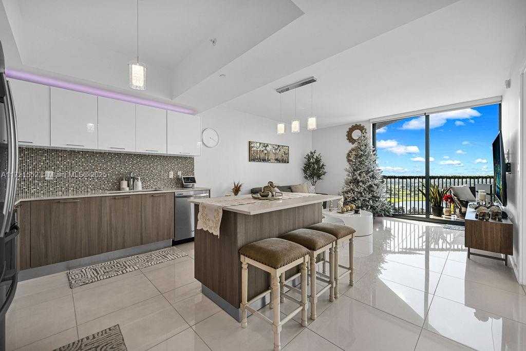 Small Image of 5252 NORTH WEST 85TH AVE #1908, Doral Number 2