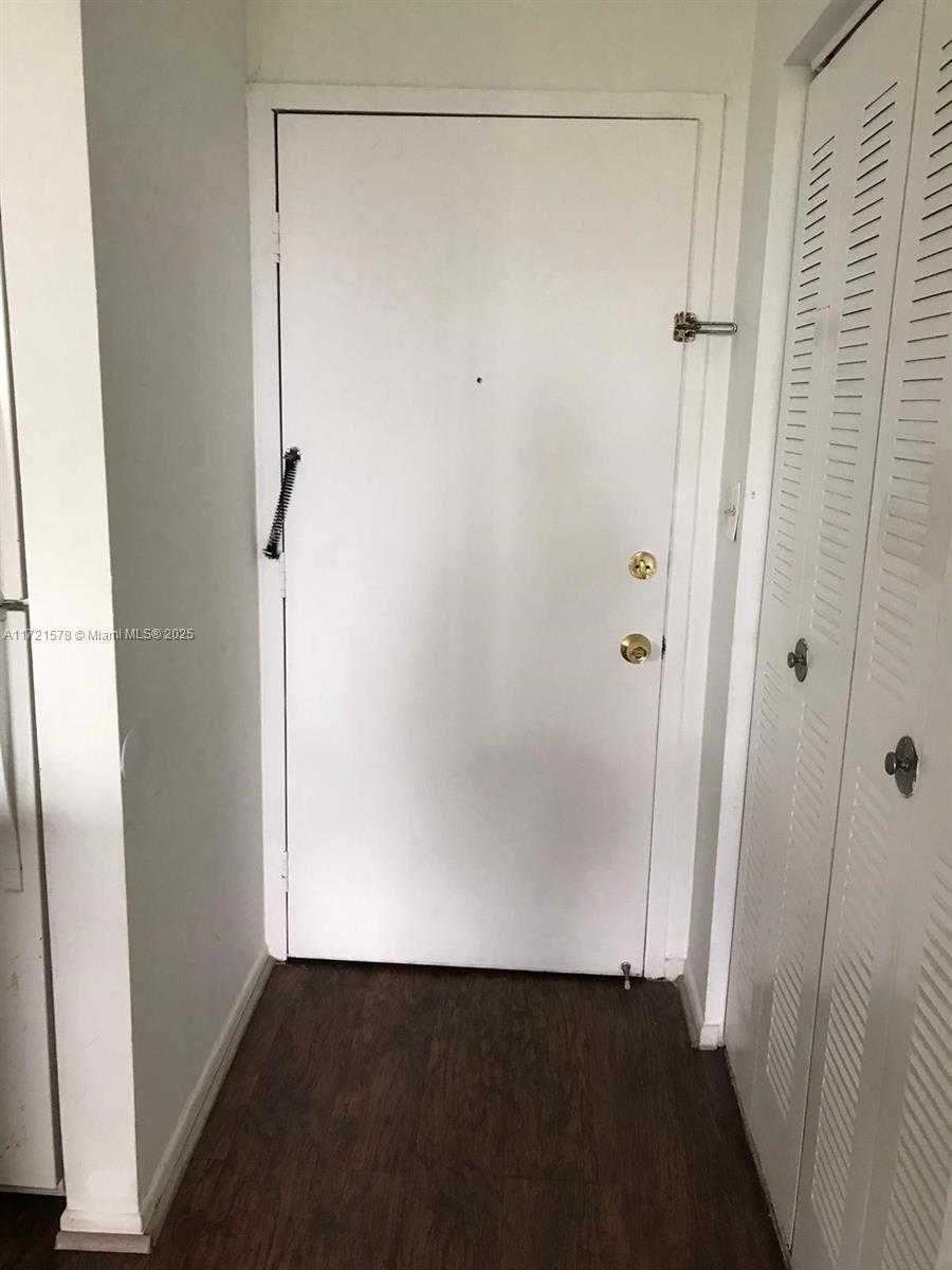 Small Image of 2701 RIVERSIDE DR #515-B, Coral Springs Number 15