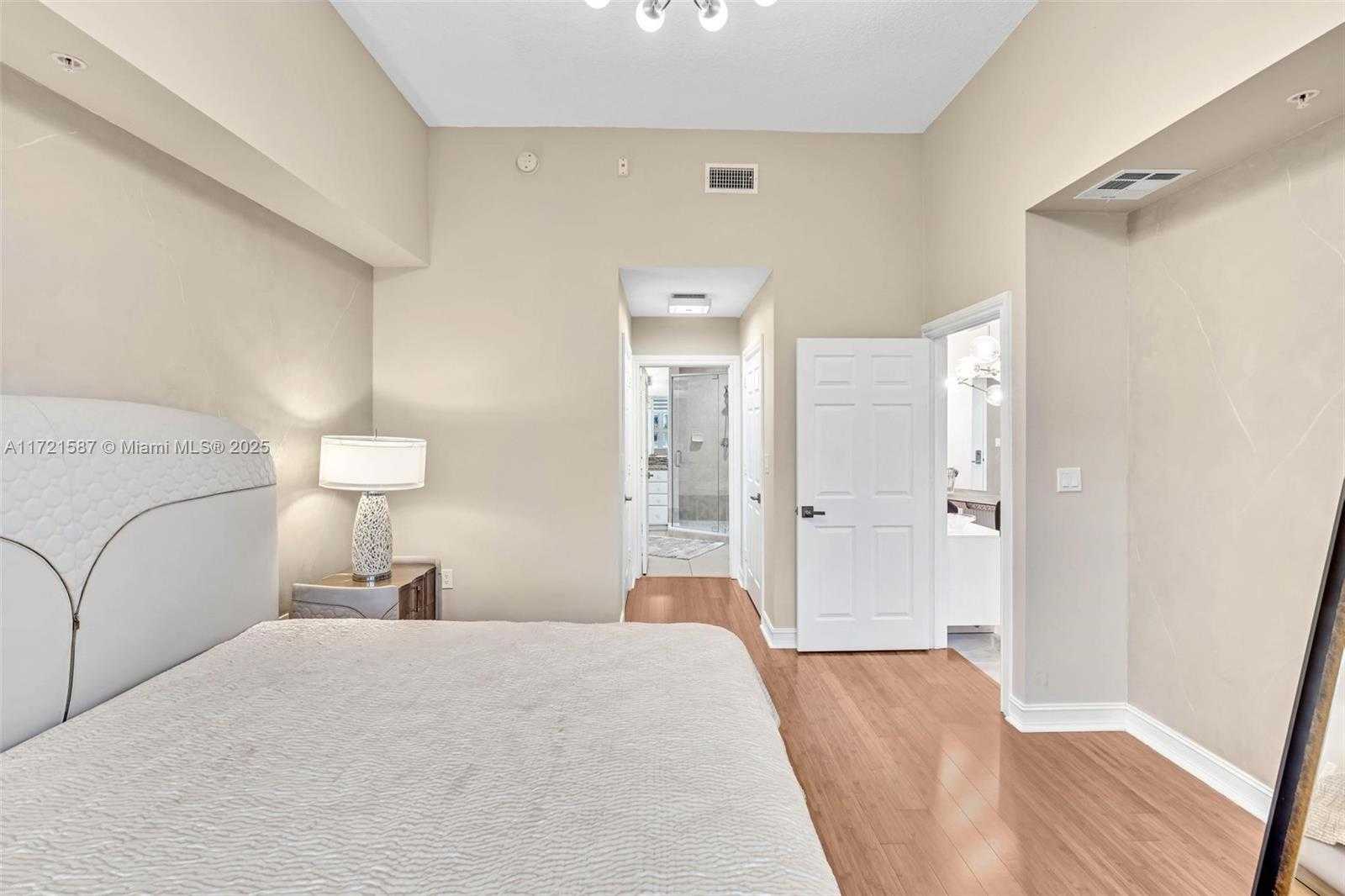 Small Image of 3001 NORTH EAST 185TH ST #713, Aventura Number 14