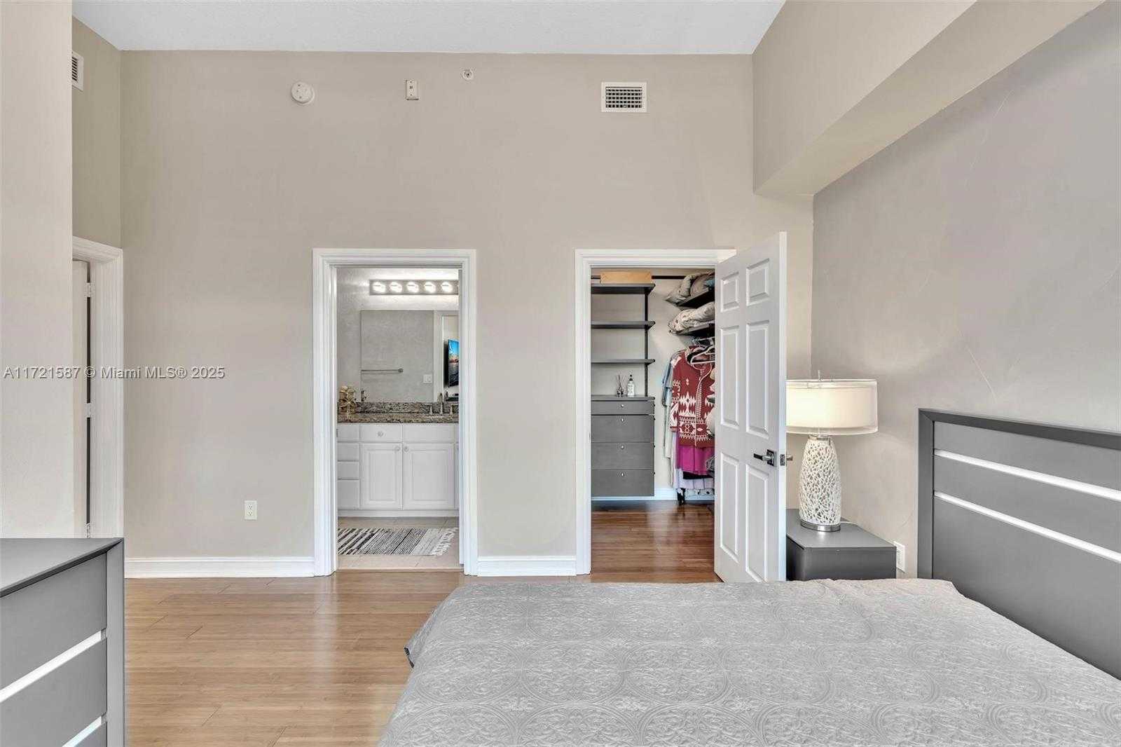 Small Image of 3001 NORTH EAST 185TH ST #713, Aventura Number 18