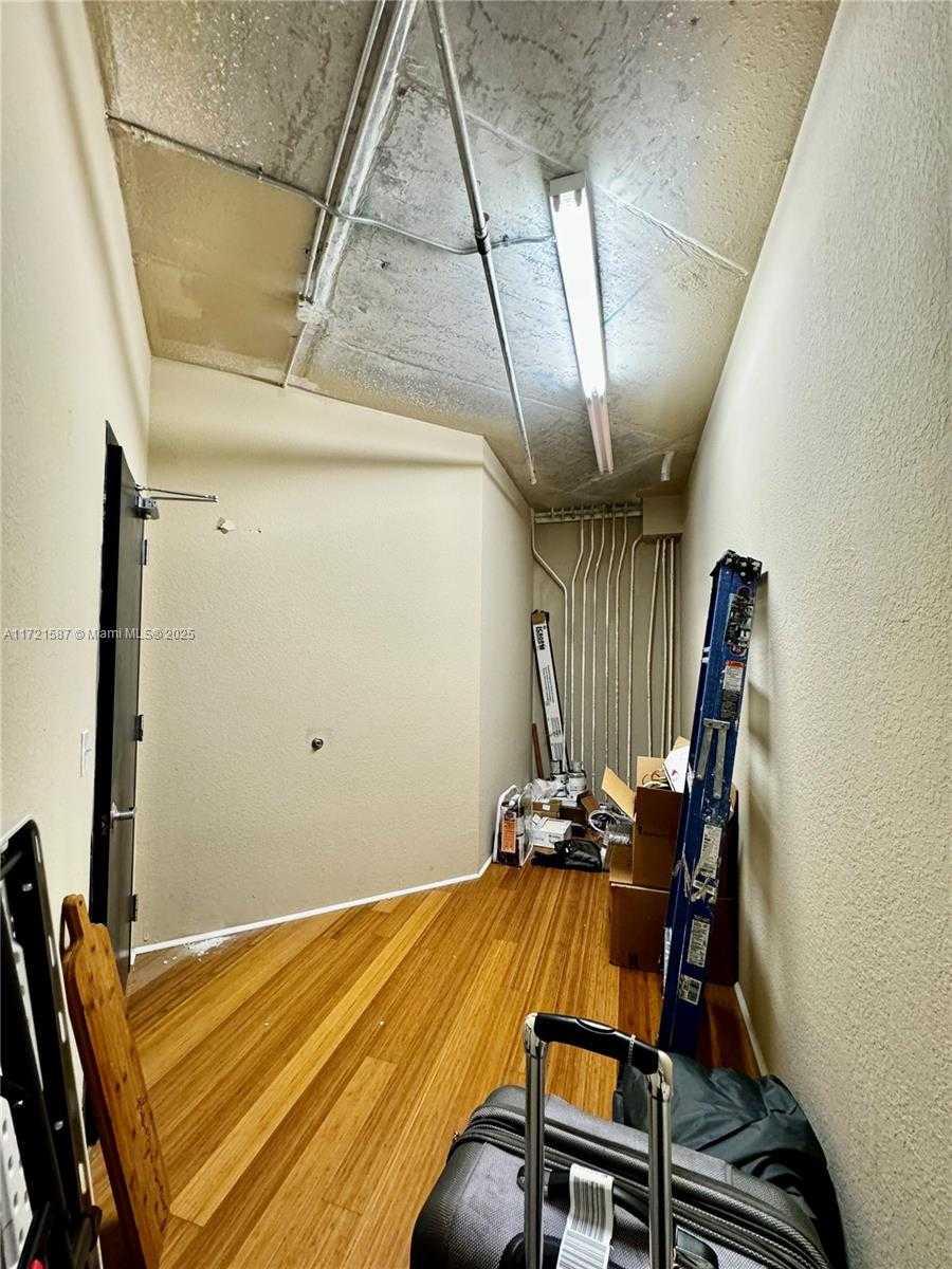 Small Image of 3001 NORTH EAST 185TH ST #713, Aventura Number 25