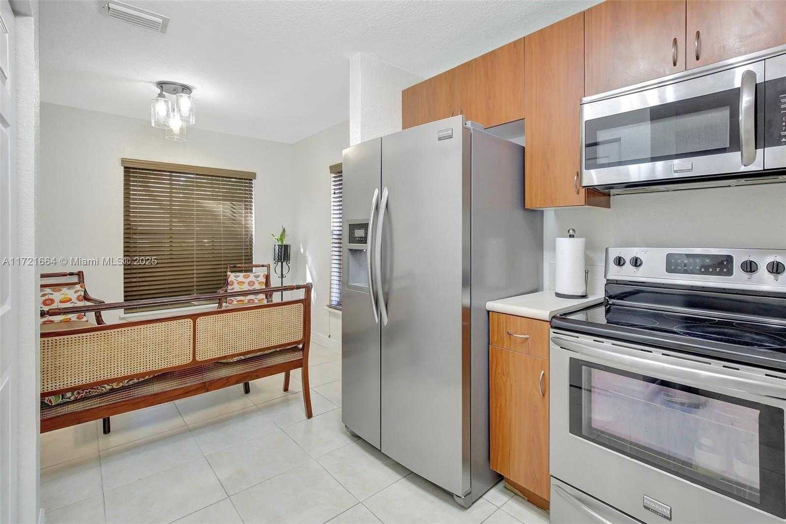 Small Image of 10010 SOUTH WEST 21ST ST #1, Miramar Number 11
