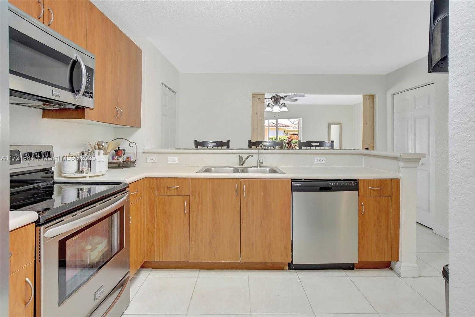 Small Image of 10010 SOUTH WEST 21ST ST #1, Miramar Number 13