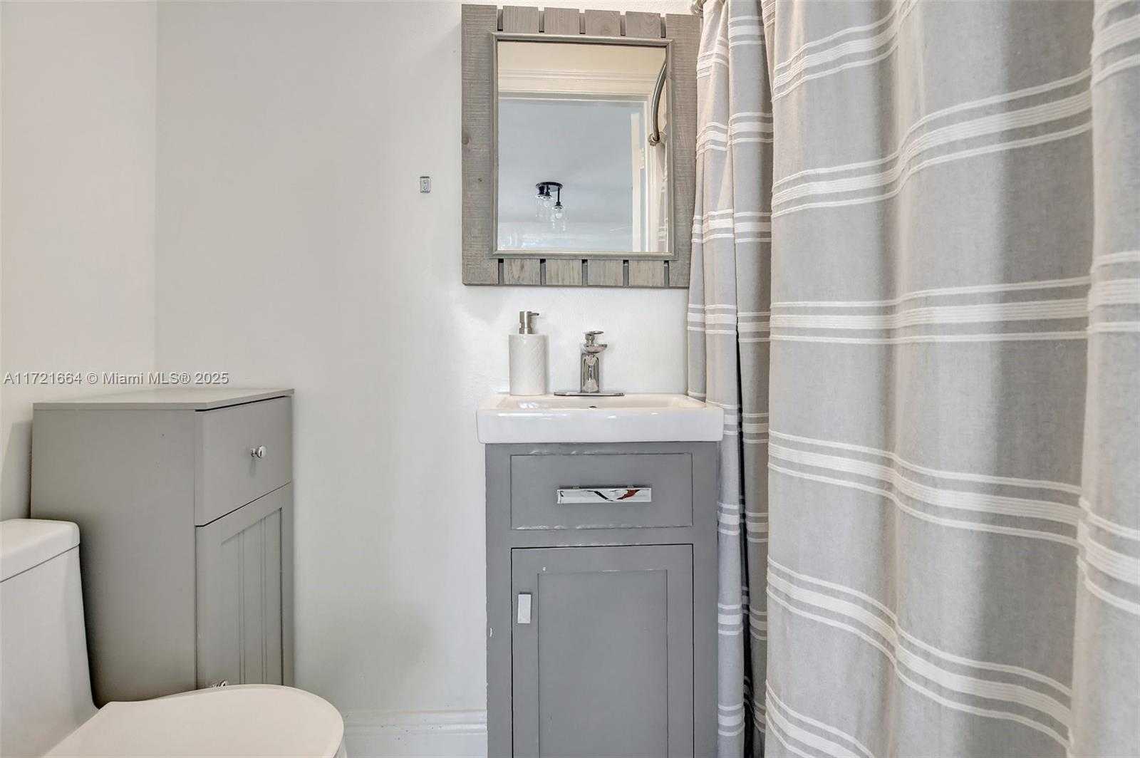 Small Image of 10010 SOUTH WEST 21ST ST #1, Miramar Number 15