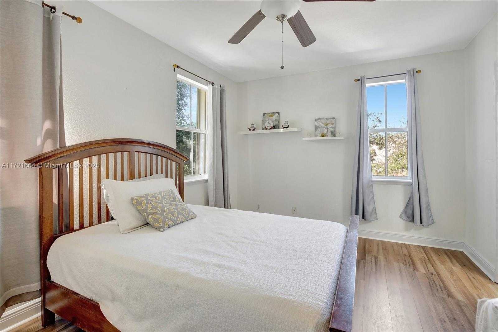 Small Image of 10010 SOUTH WEST 21ST ST #1, Miramar Number 28