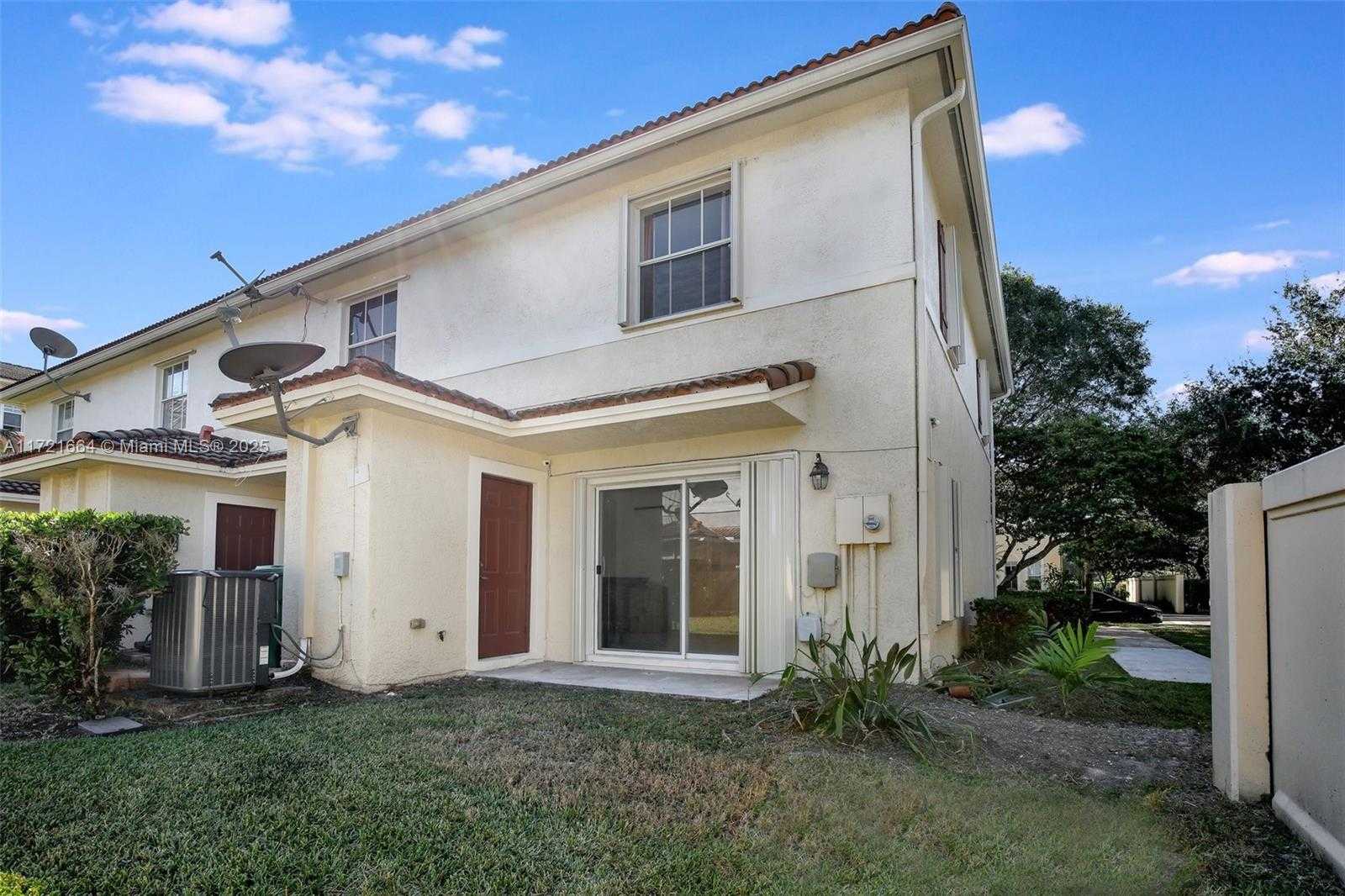Small Image of 10010 SOUTH WEST 21ST ST #1, Miramar Number 32