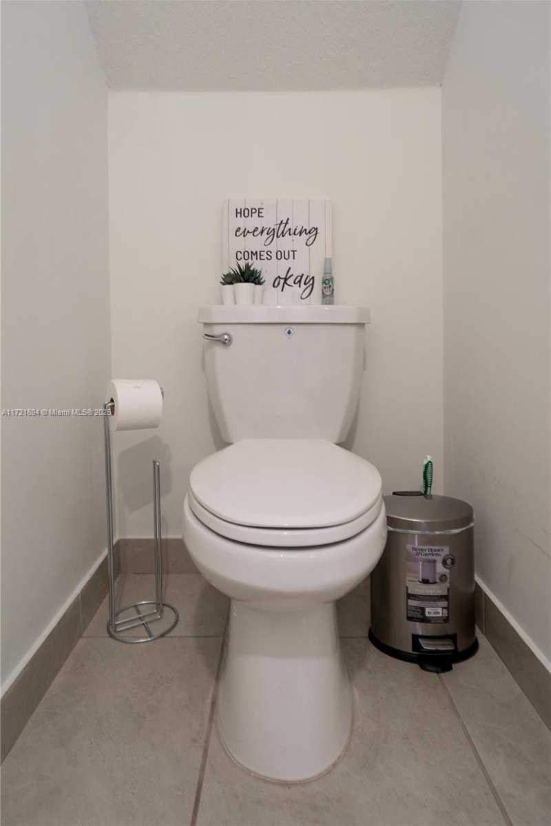 Small Image of 4552 NORTH WEST 83RD PATH, Doral Number 14