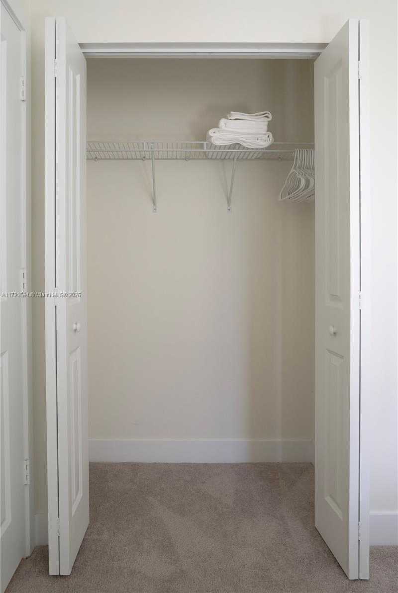 Small Image of 4552 NORTH WEST 83RD PATH, Doral Number 17