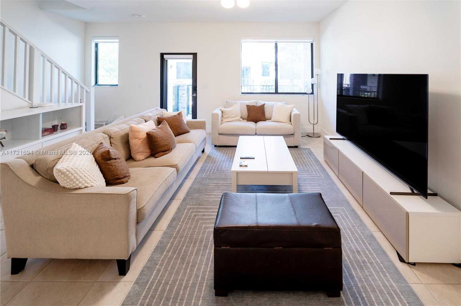 Small Image of 4552 NORTH WEST 83RD PATH, Doral Number 5