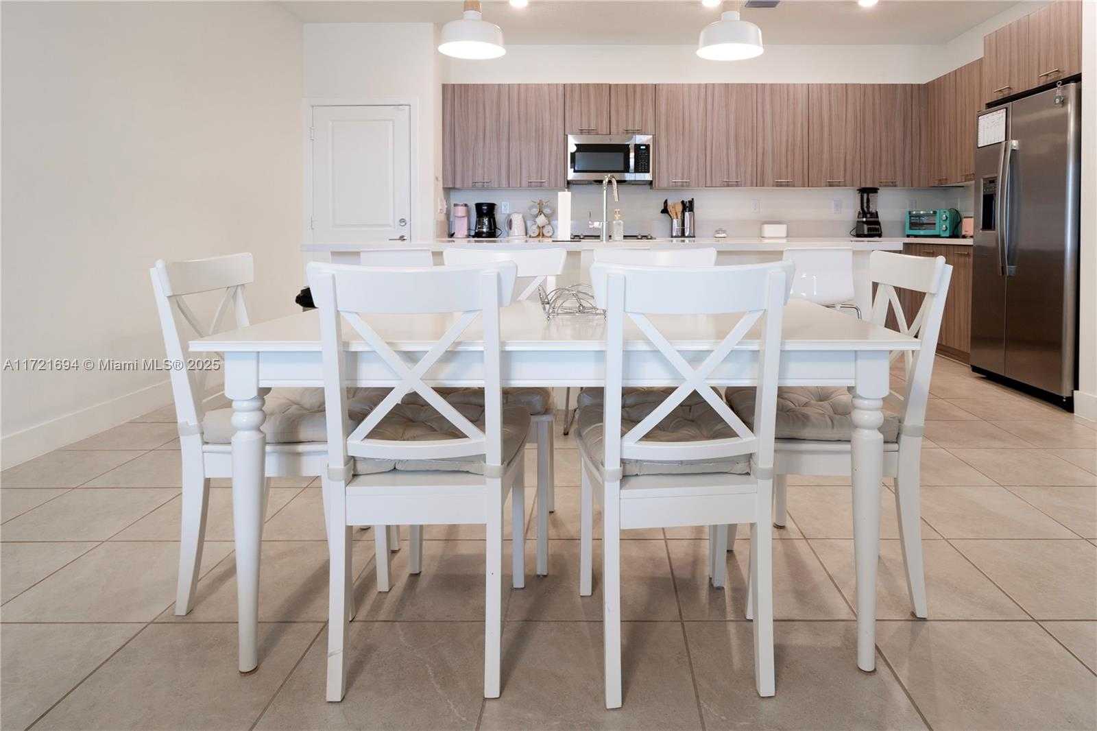 Small Image of 4552 NORTH WEST 83RD PATH, Doral Number 6
