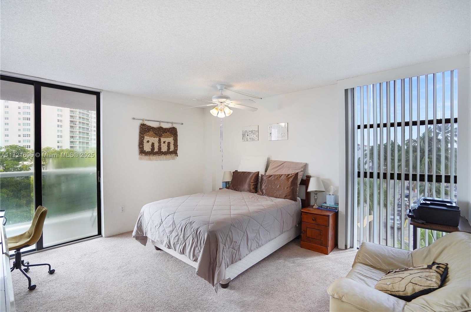 Small Image of 20505 EAST COUNTRY CLUB DR #437, Aventura Number 11