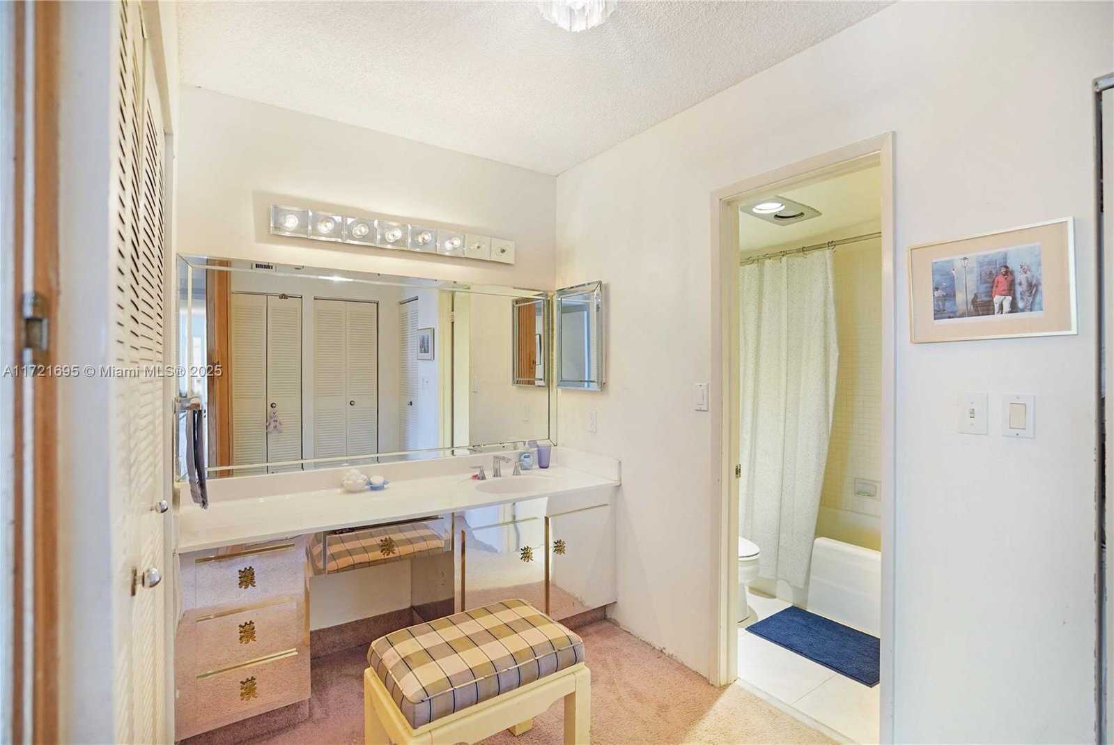 Small Image of 20505 EAST COUNTRY CLUB DR #437, Aventura Number 12