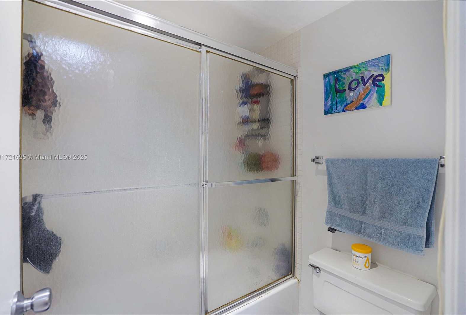 Small Image of 20505 EAST COUNTRY CLUB DR #437, Aventura Number 16