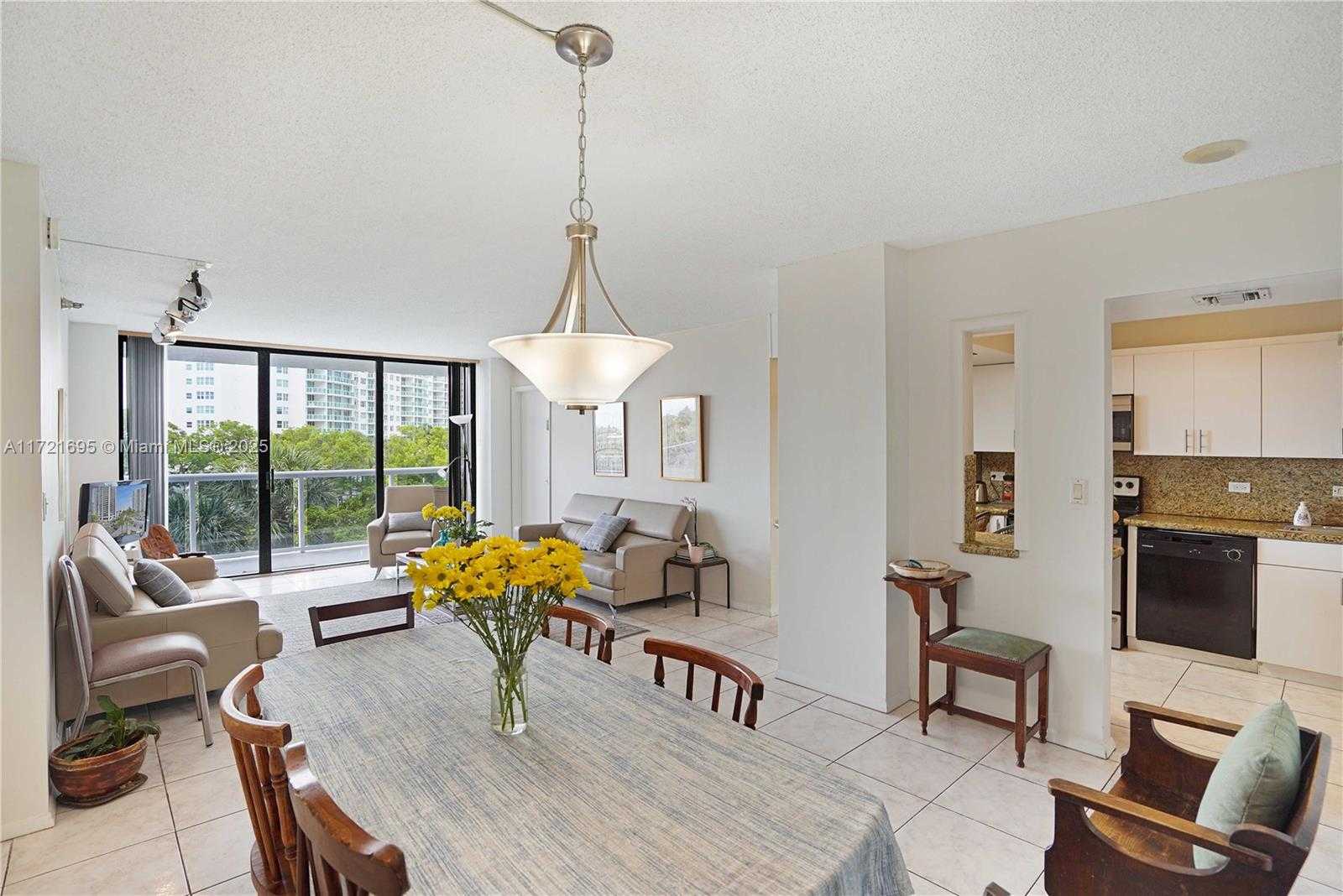Small Image of 20505 EAST COUNTRY CLUB DR #437, Aventura Number 5