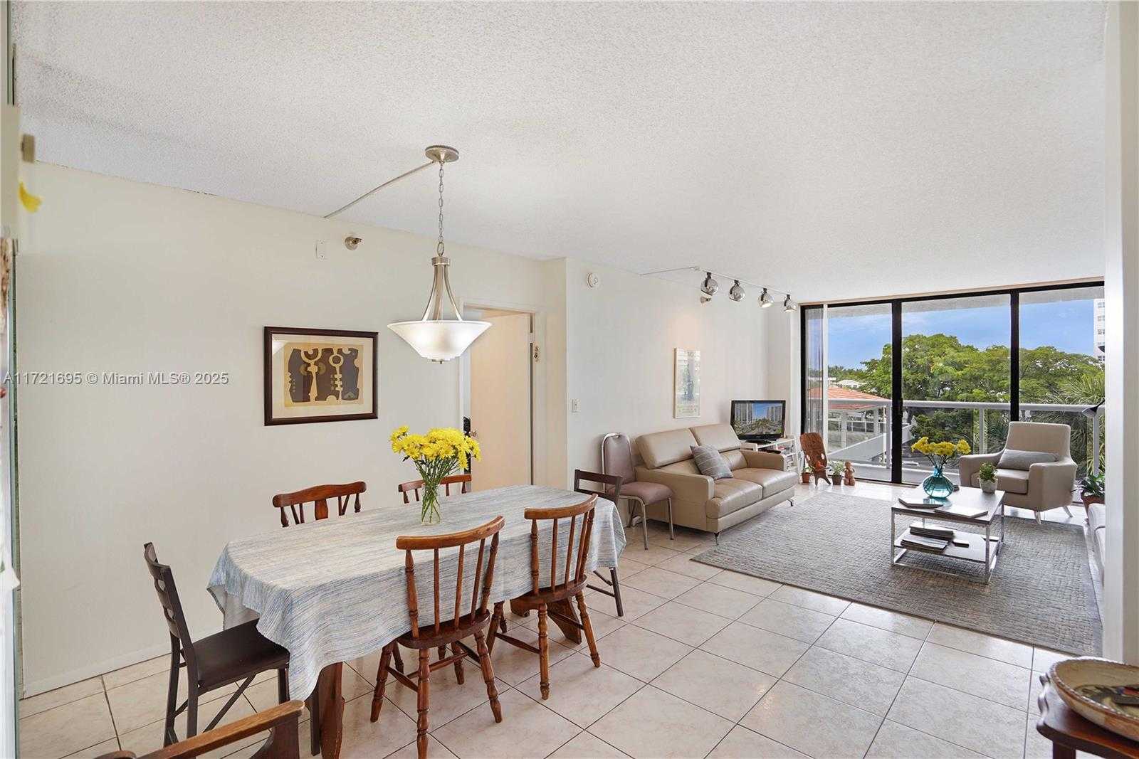 Small Image of 20505 EAST COUNTRY CLUB DR #437, Aventura Number 6
