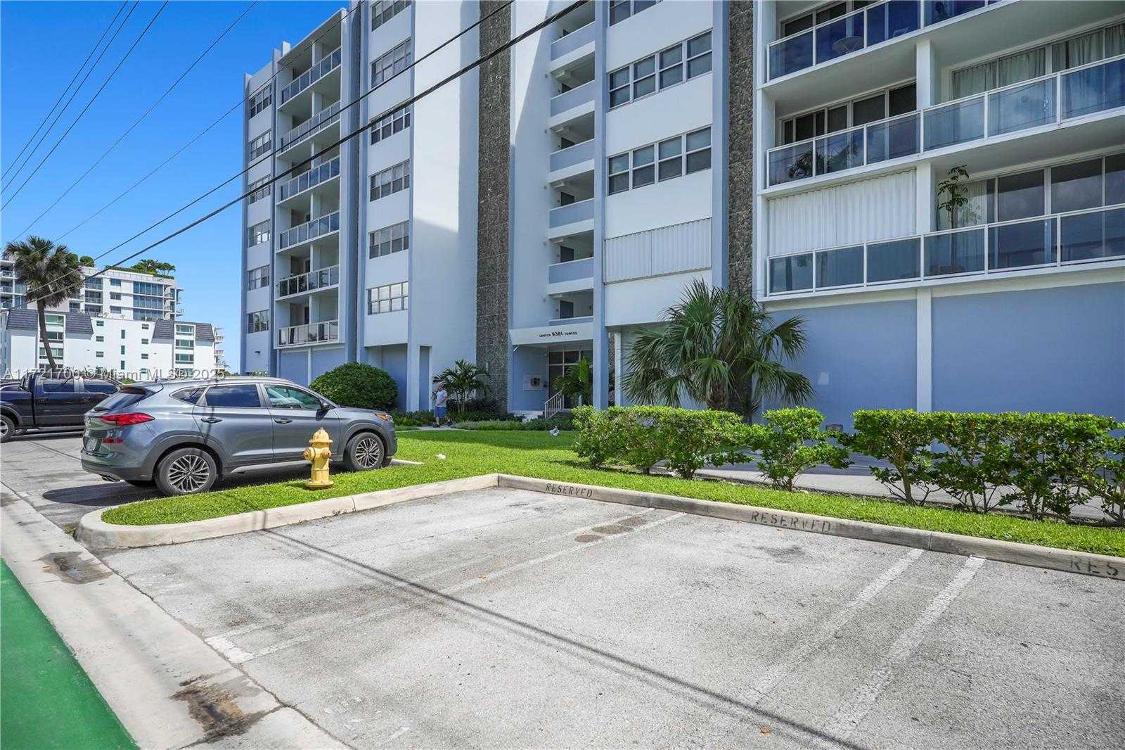 Small Image of 9381 EAST BAY HARBOR DR #301N, Bay Harbor Islands Number 7