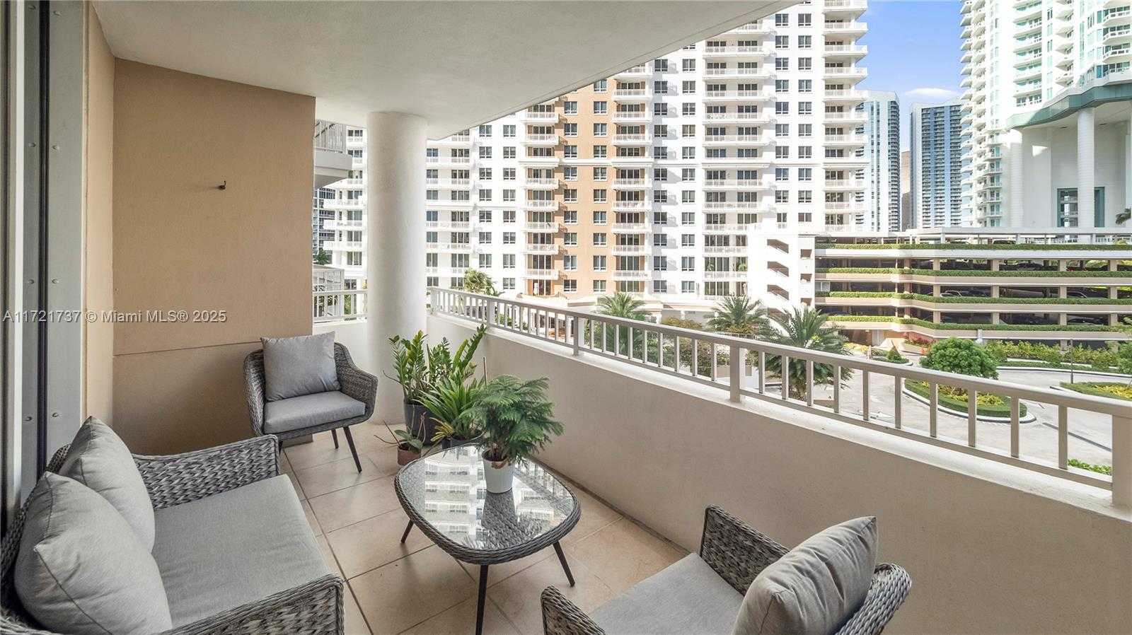 Small Image of 701 BRICKELL KEY BLVD #607, Miami Number 17