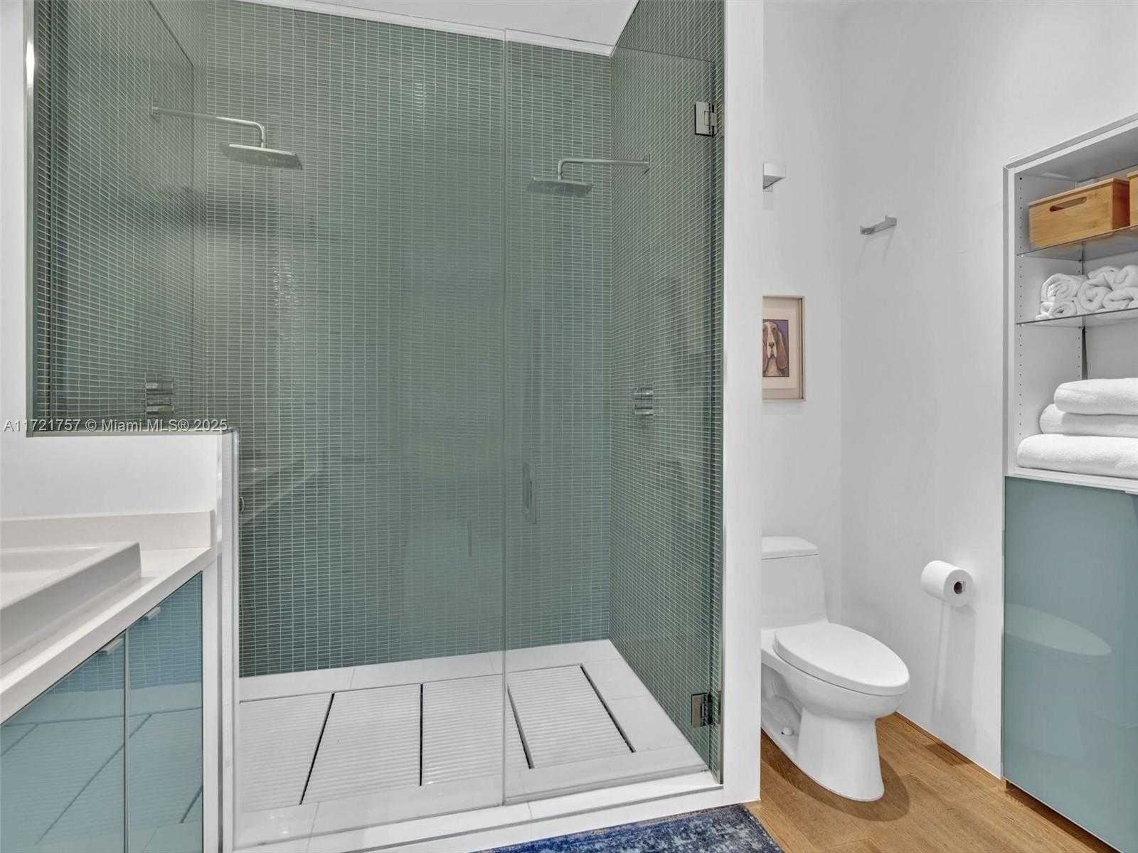 Small Image of 2001 MERIDIAN AVE #404, Miami Beach Number 16