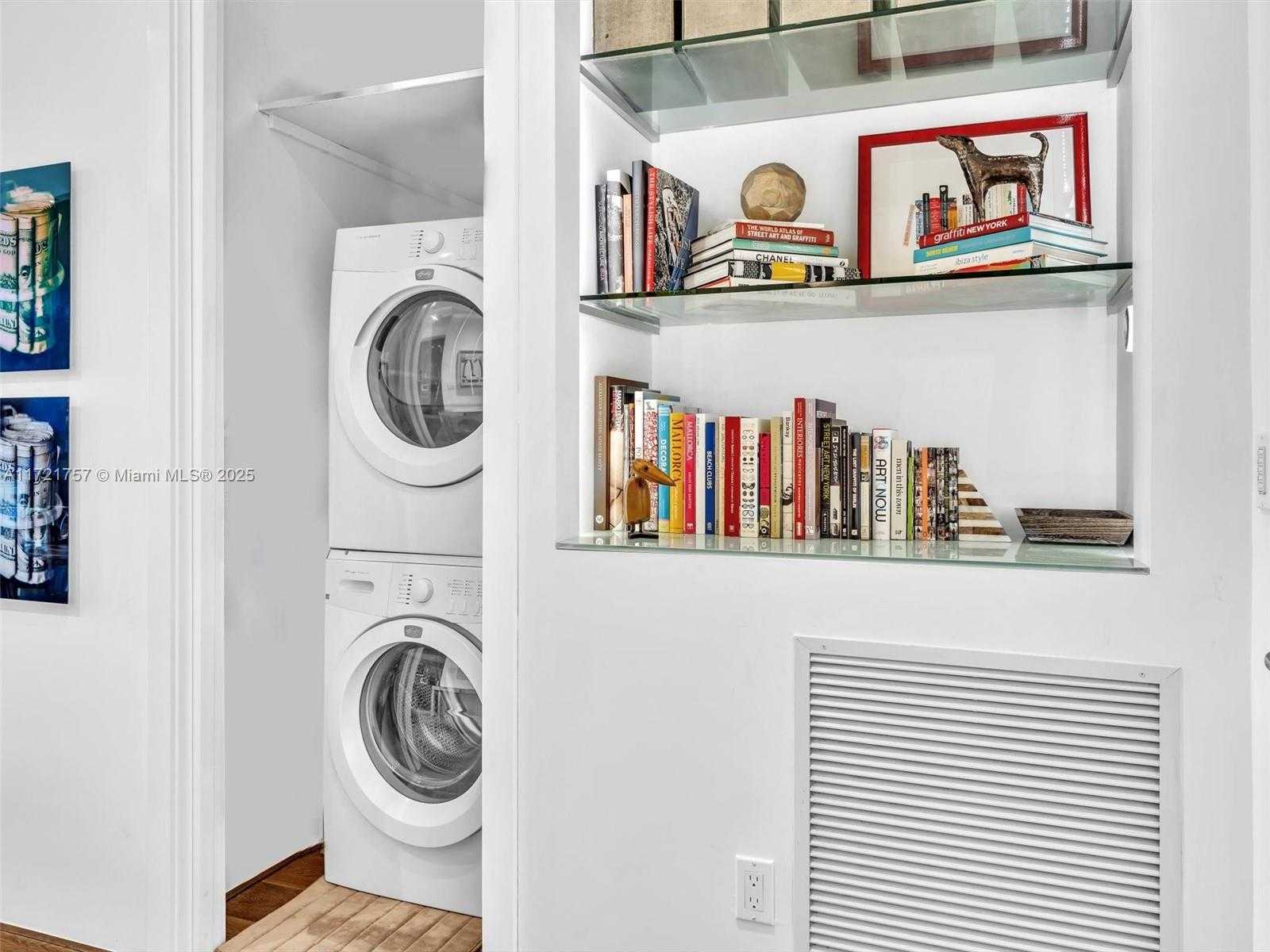 Small Image of 2001 MERIDIAN AVE #404, Miami Beach Number 19