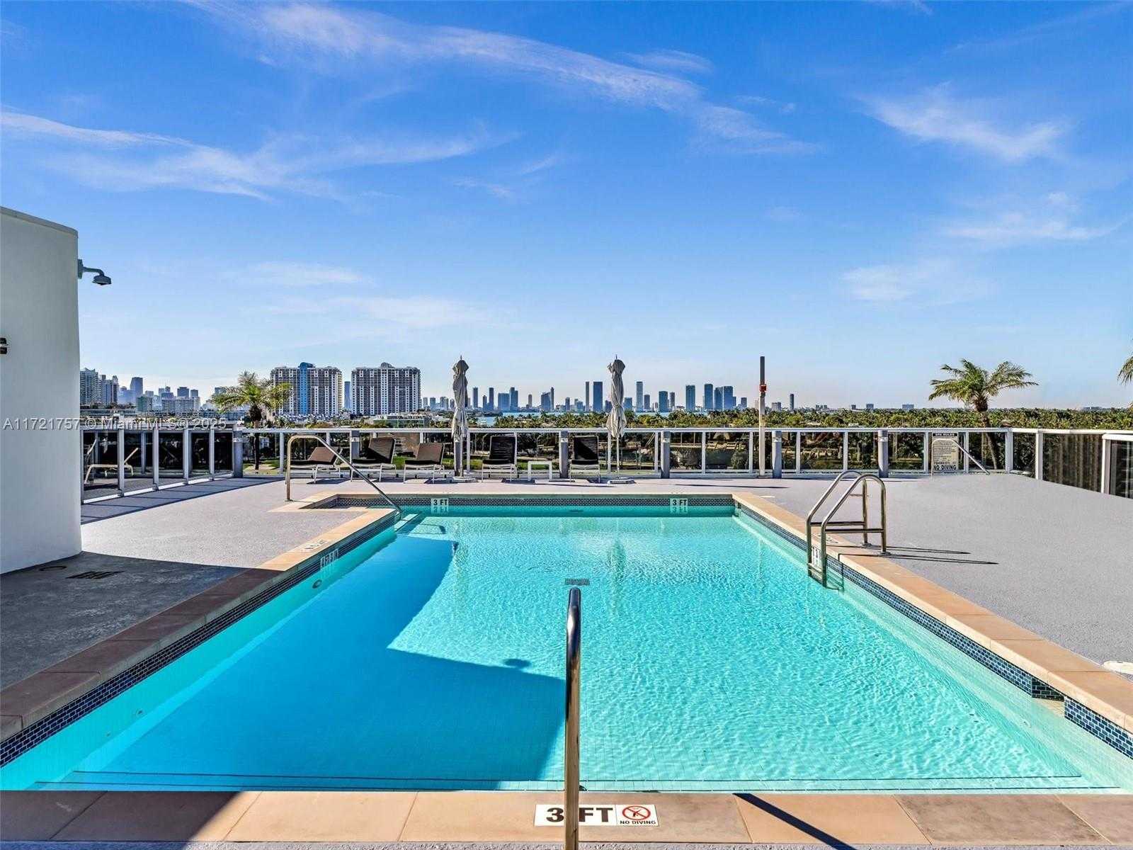 Small Image of 2001 MERIDIAN AVE #404, Miami Beach Number 25