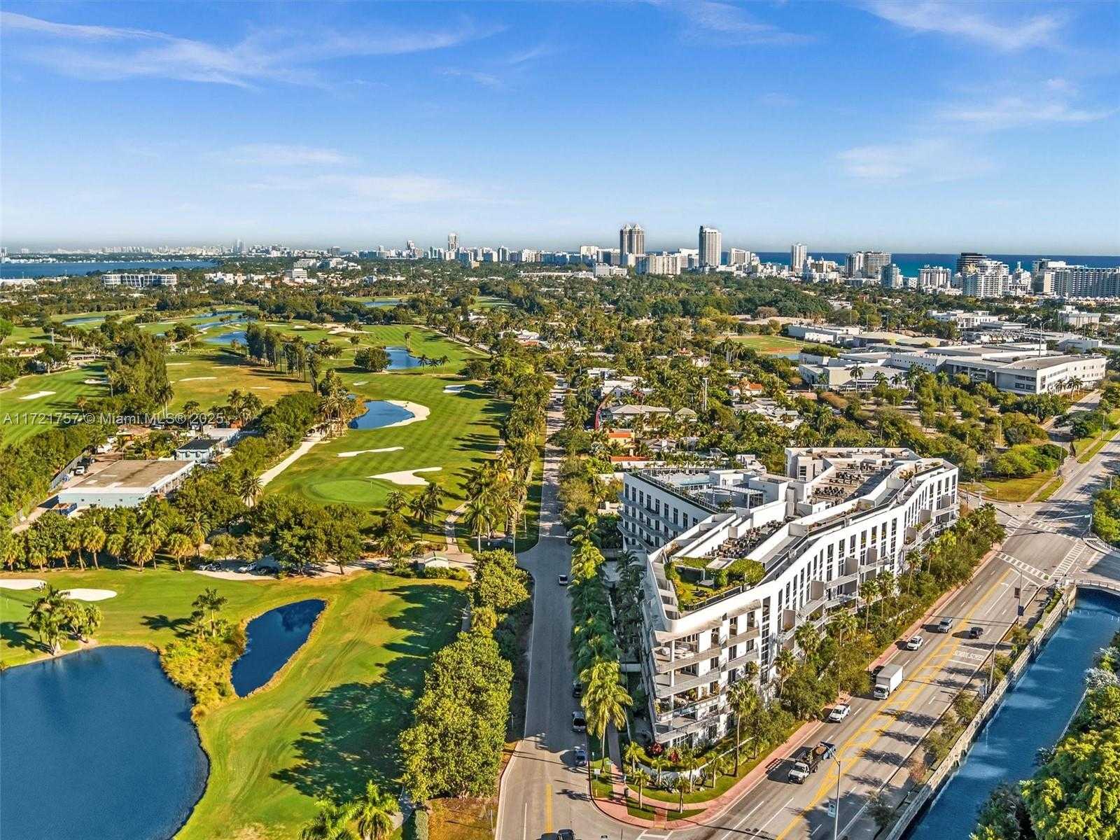 Small Image of 2001 MERIDIAN AVE #404, Miami Beach Number 33