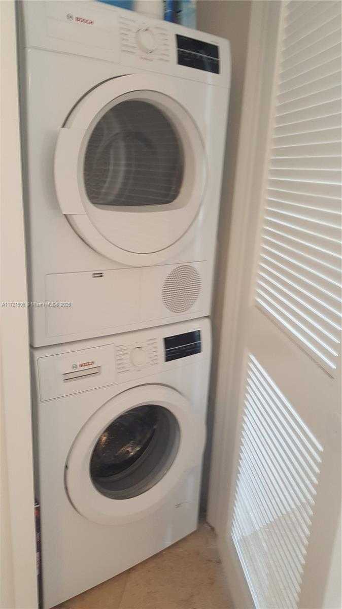 Small Image of 1610 LENOX AVE #206, Miami Beach Number 12